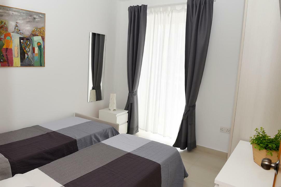 13 Village Apartments Mellieħa Exteriör bild