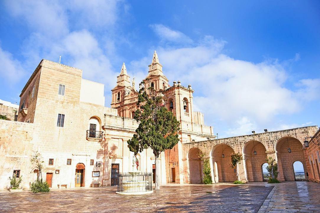 13 Village Apartments Mellieħa Exteriör bild