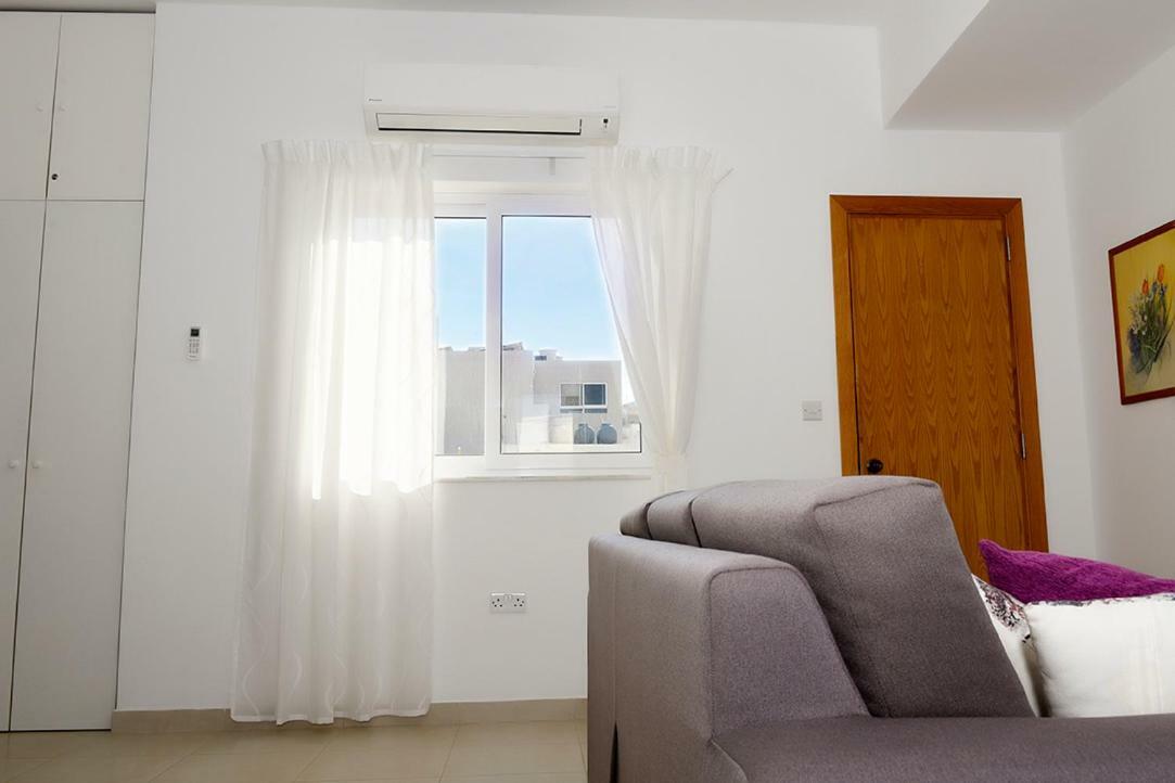 13 Village Apartments Mellieħa Exteriör bild